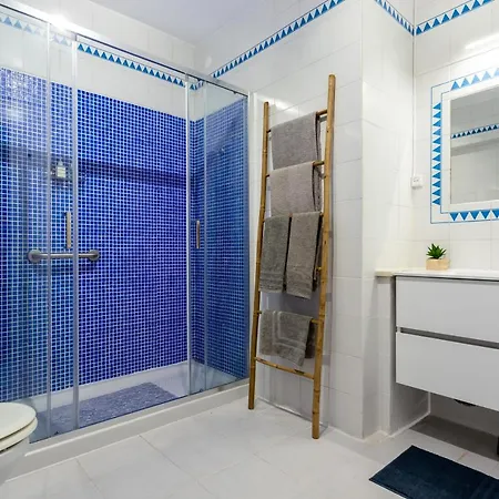 Apartment Behappy 10 Minutes From The Beach, Wifi & Ac *